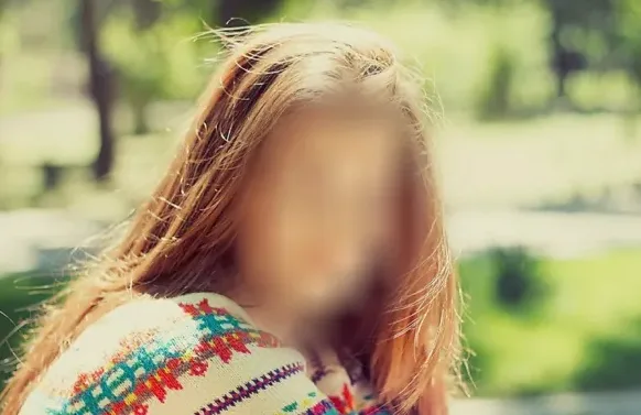 Anita, 27