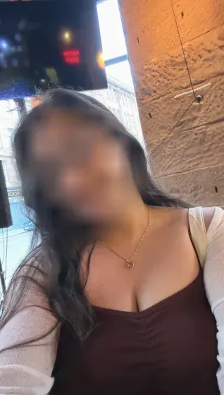 Brigitta, 24