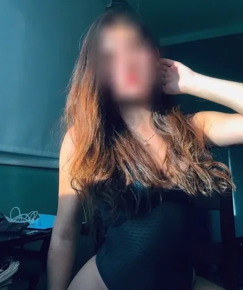 Evelin, 32