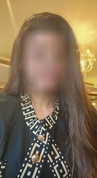 Jázmin, 37