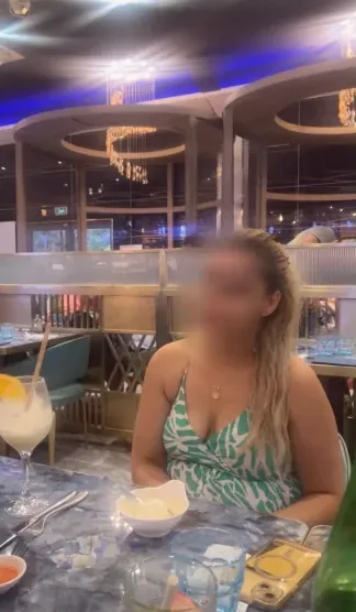 Katalin, 40