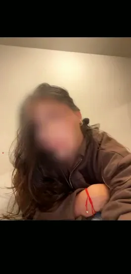 Léna, 24