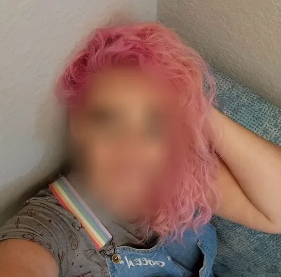 Réka, 28
