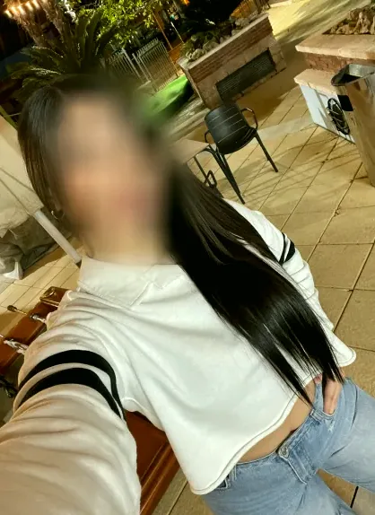 Réka, 24