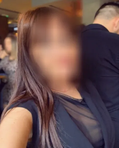 Sára, 38
