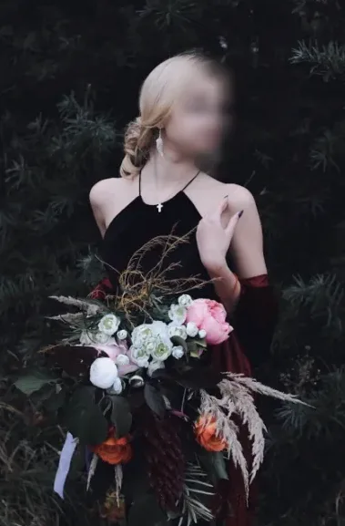 Zsanett, 26